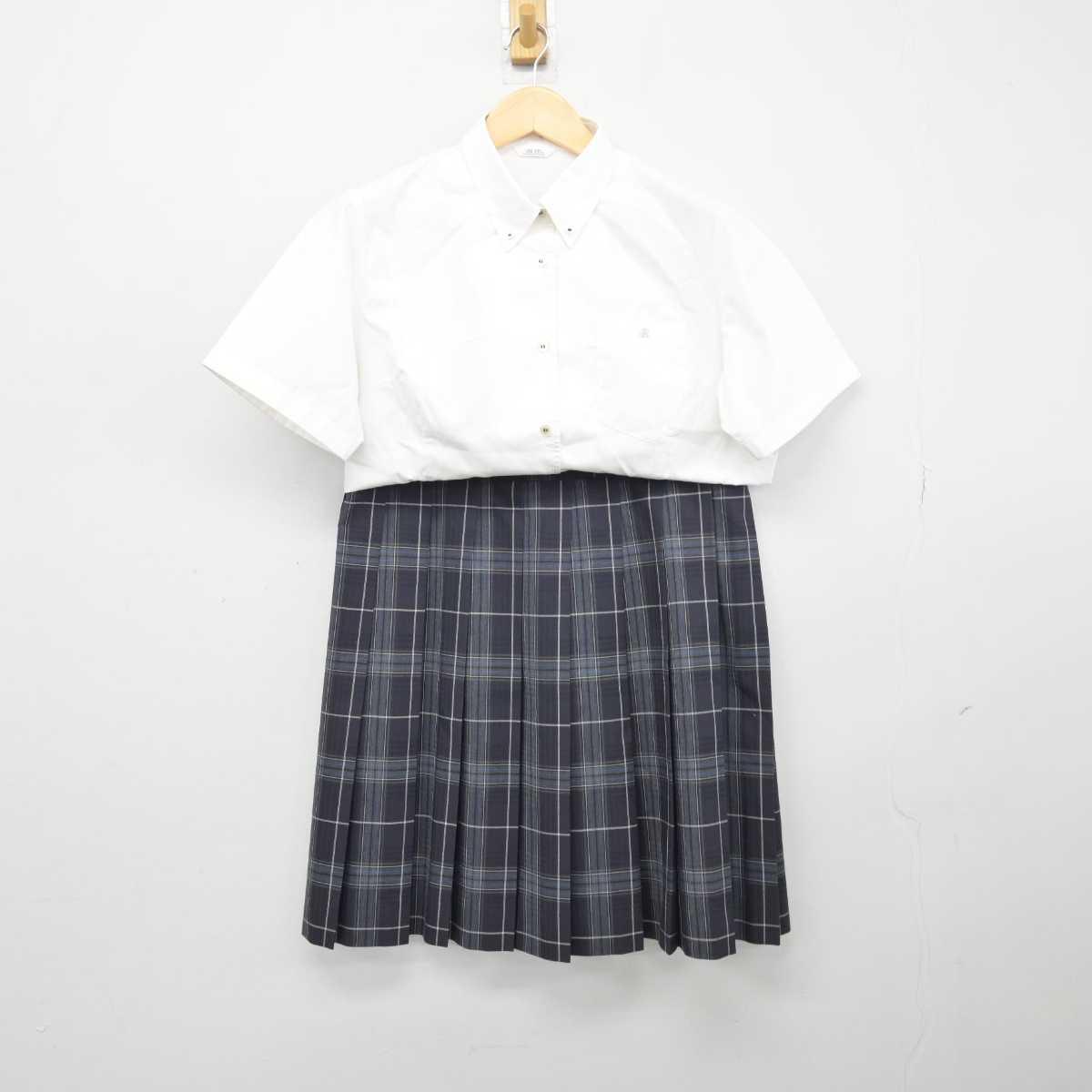 【中古】香川県 香川高等専門学校 女子制服 2点 (シャツ・スカート) sf047403