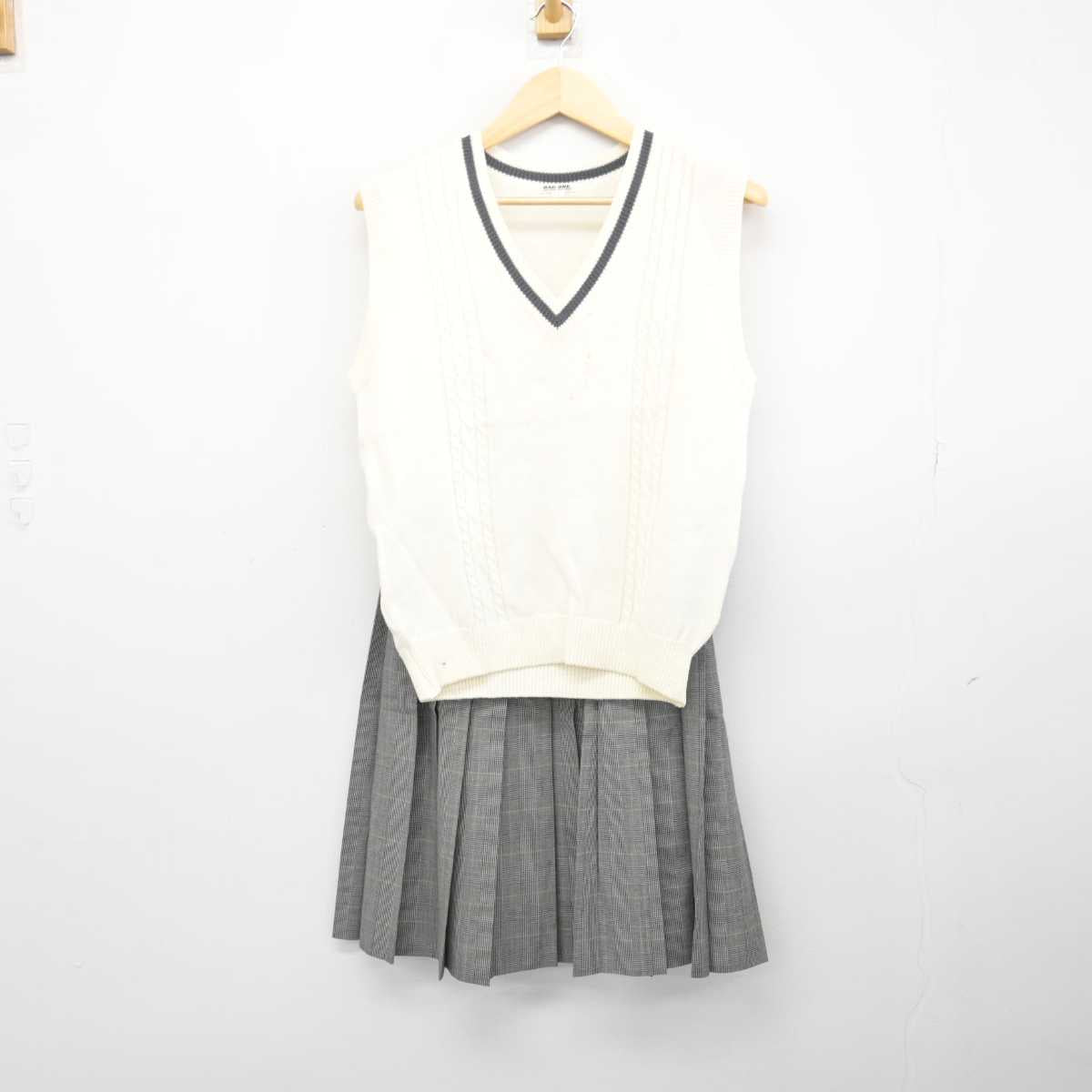 【中古】兵庫県 西宮南高等学校 女子制服 2点 (ニットベスト・スカート) sf047568