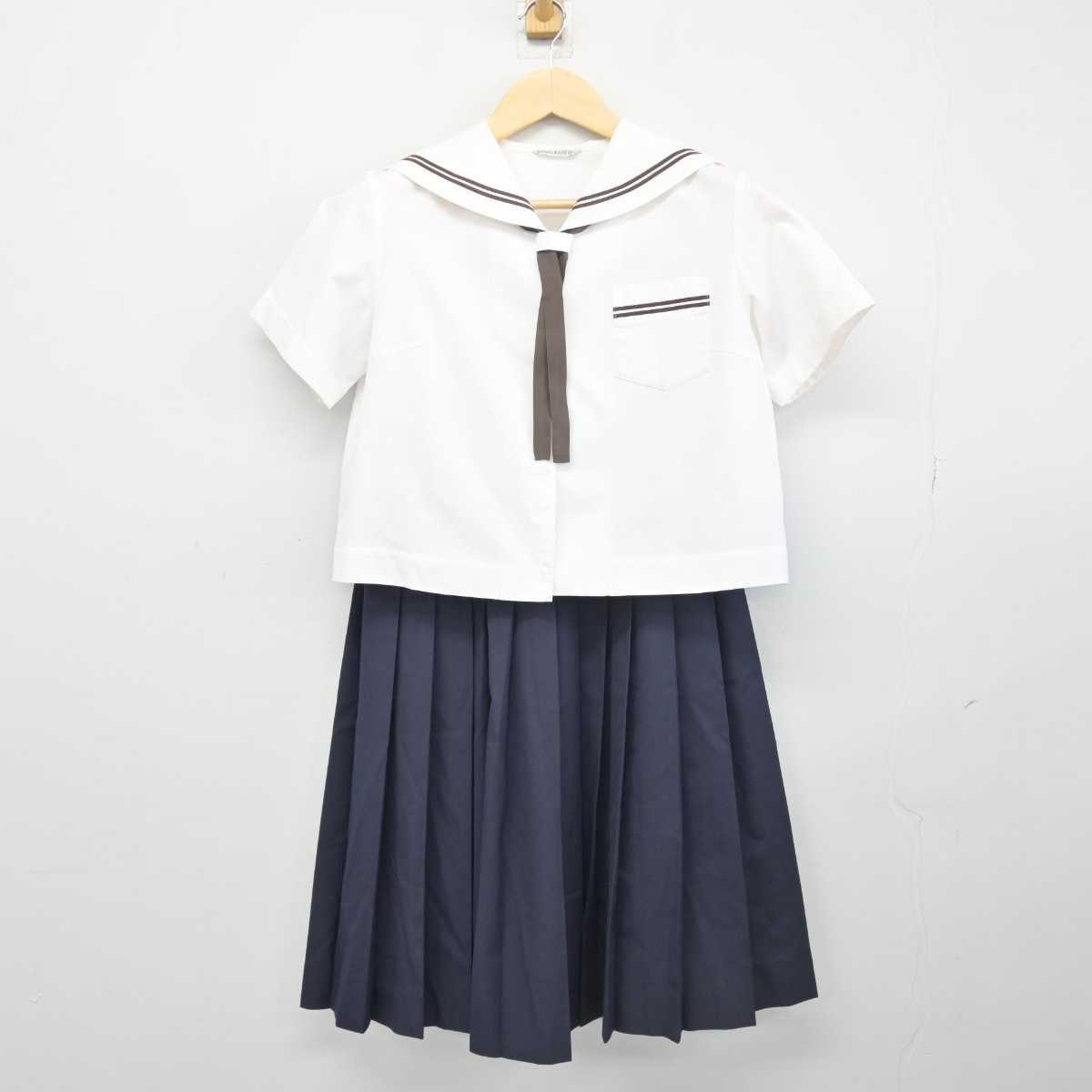 【中古】青森県 明治中学校 女子制服 4点 (セーラー服・スカート) sf047589