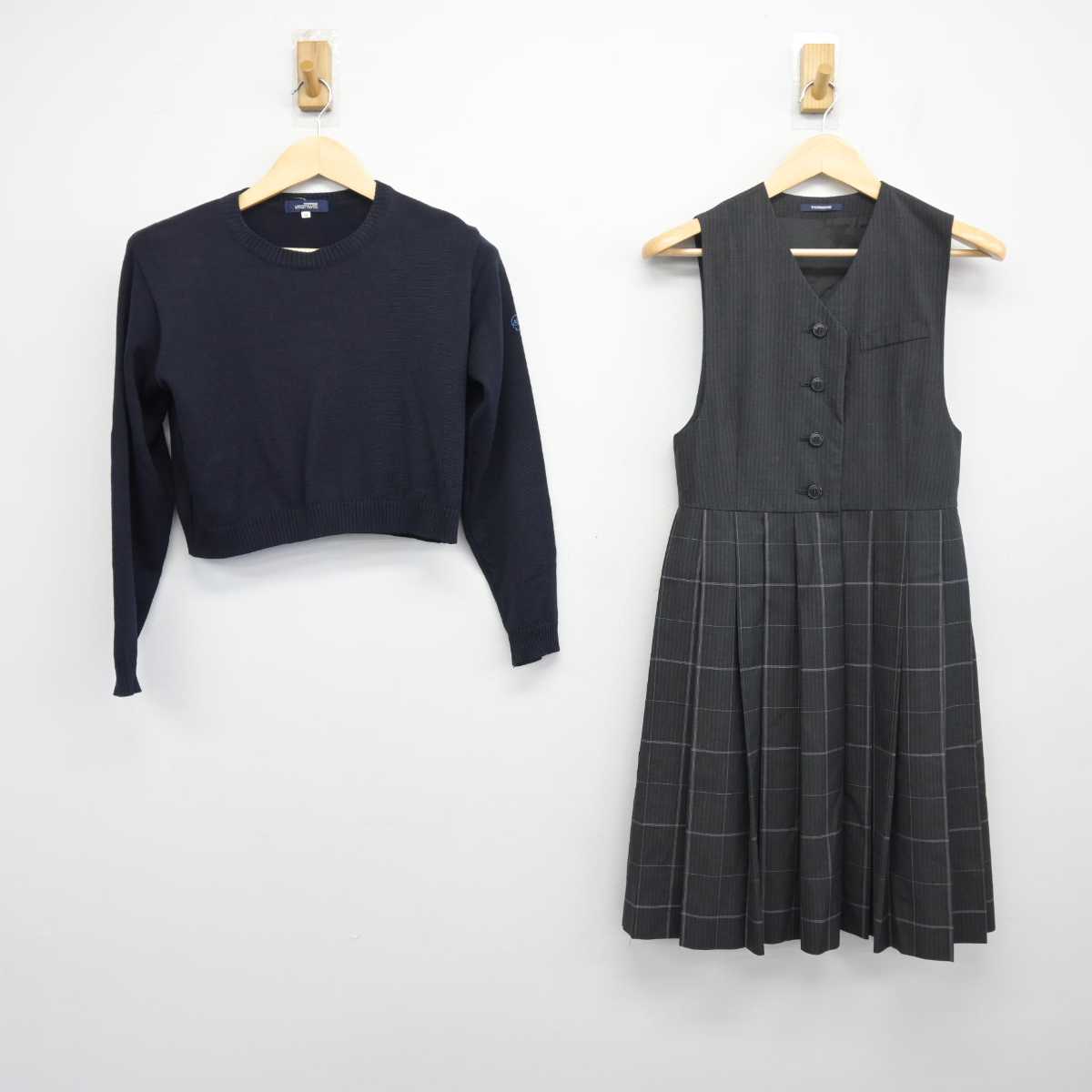 【中古】佐賀県 佐賀女子短期大学付属佐賀女子高等学校 女子制服 2点 (ニット・ジャンパースカート) sf047636