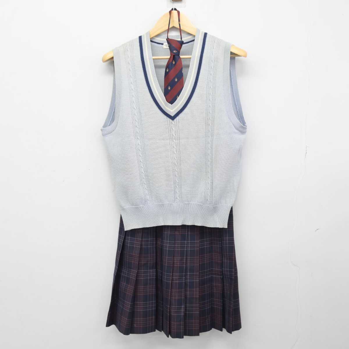 【中古】北海道 旭川西高等学校 女子制服 4点 (ブレザー・ニットベスト・スカート) sf047725