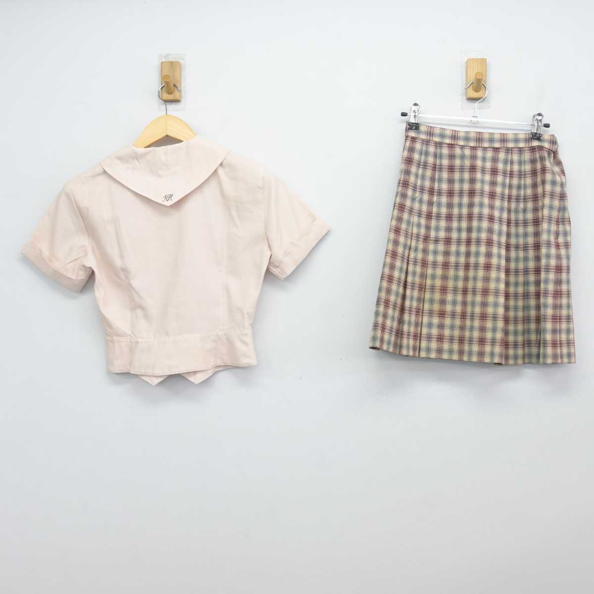 【中古】福島県 郡山高等学校 女子制服 3点 (ニットベスト・シャツ・スカート) sf047728