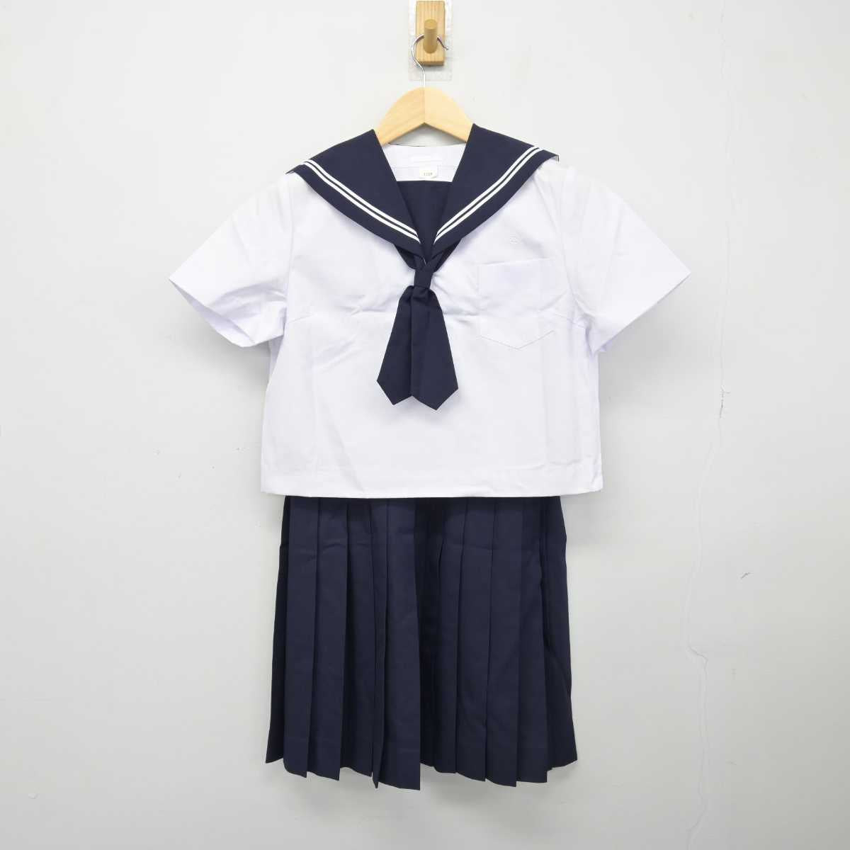 【中古】北海道 栗山中学校 女子制服 5点 (セーラー服・セーラー服・スカート) sf047778