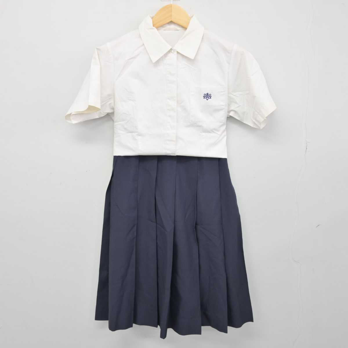 【中古】福岡県 久留米高等学校 女子制服 2点 (シャツ・スカート) sf047946