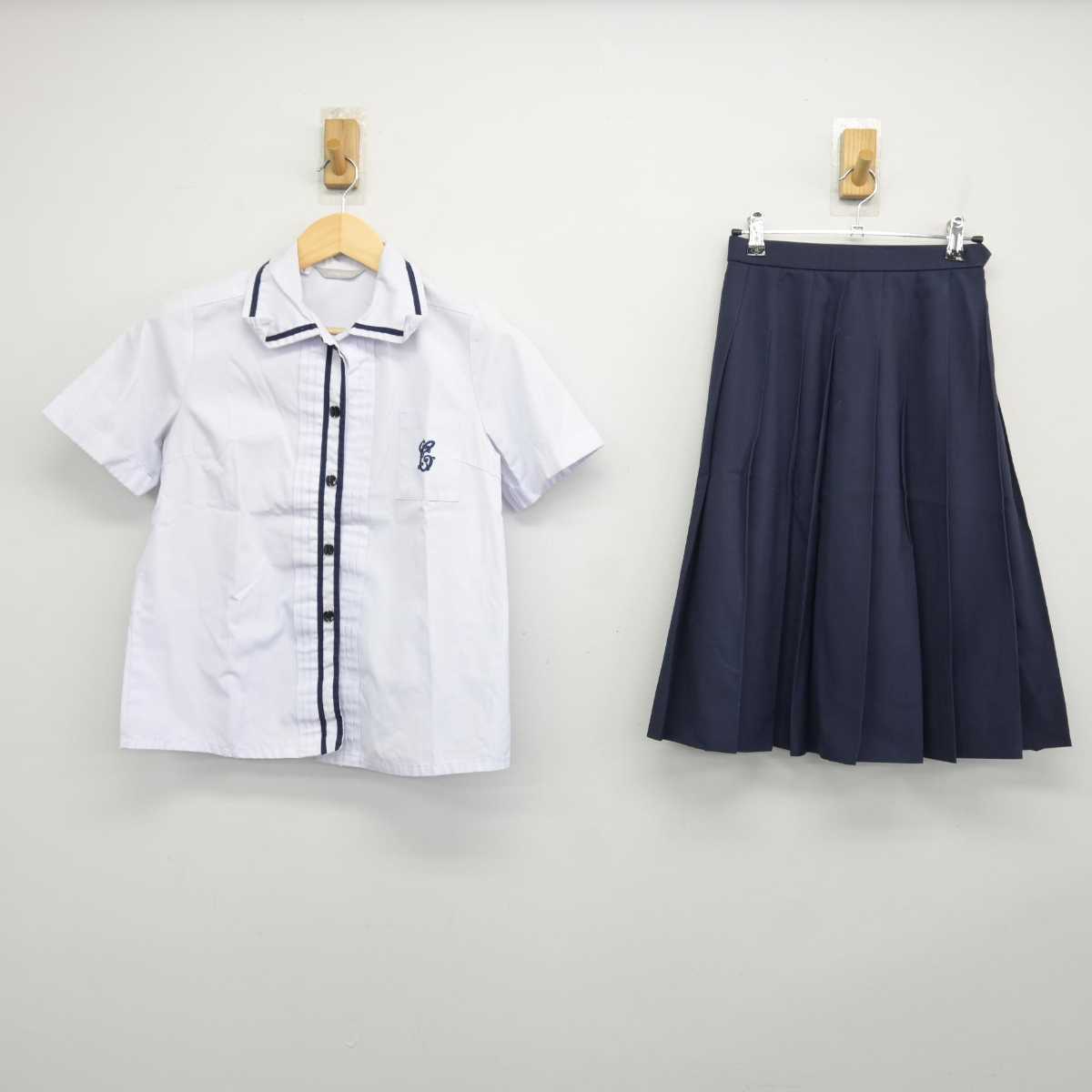 【中古】和歌山県 智辯学園和歌山高等学校 女子制服 2点 (シャツ・スカート) sf047953