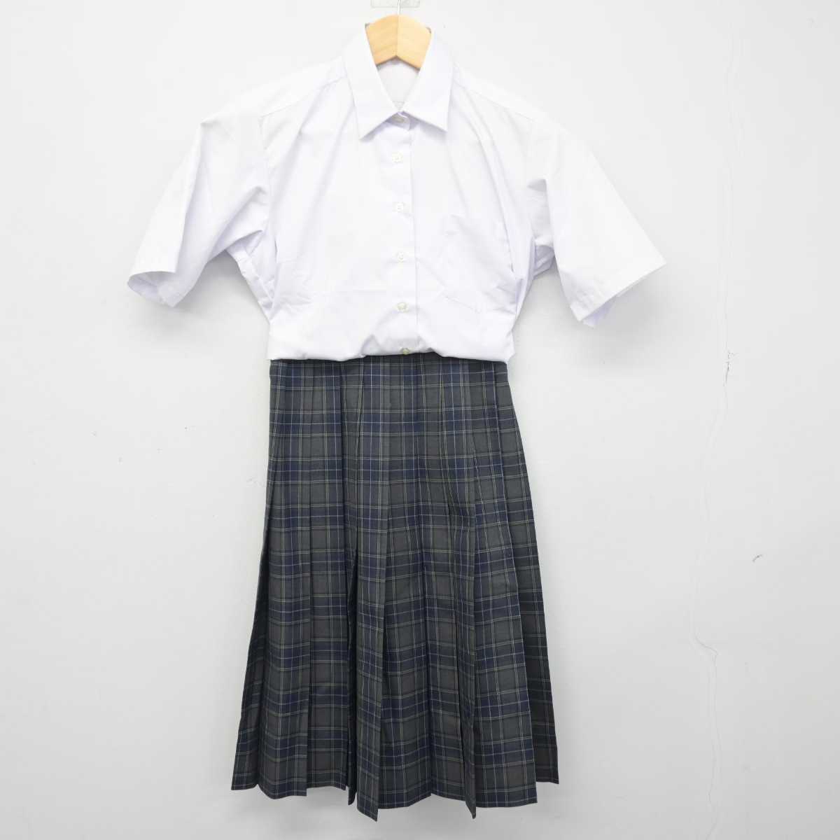 【中古】神奈川県 麻生中学校 女子制服 2点 (シャツ・スカート) sf047968