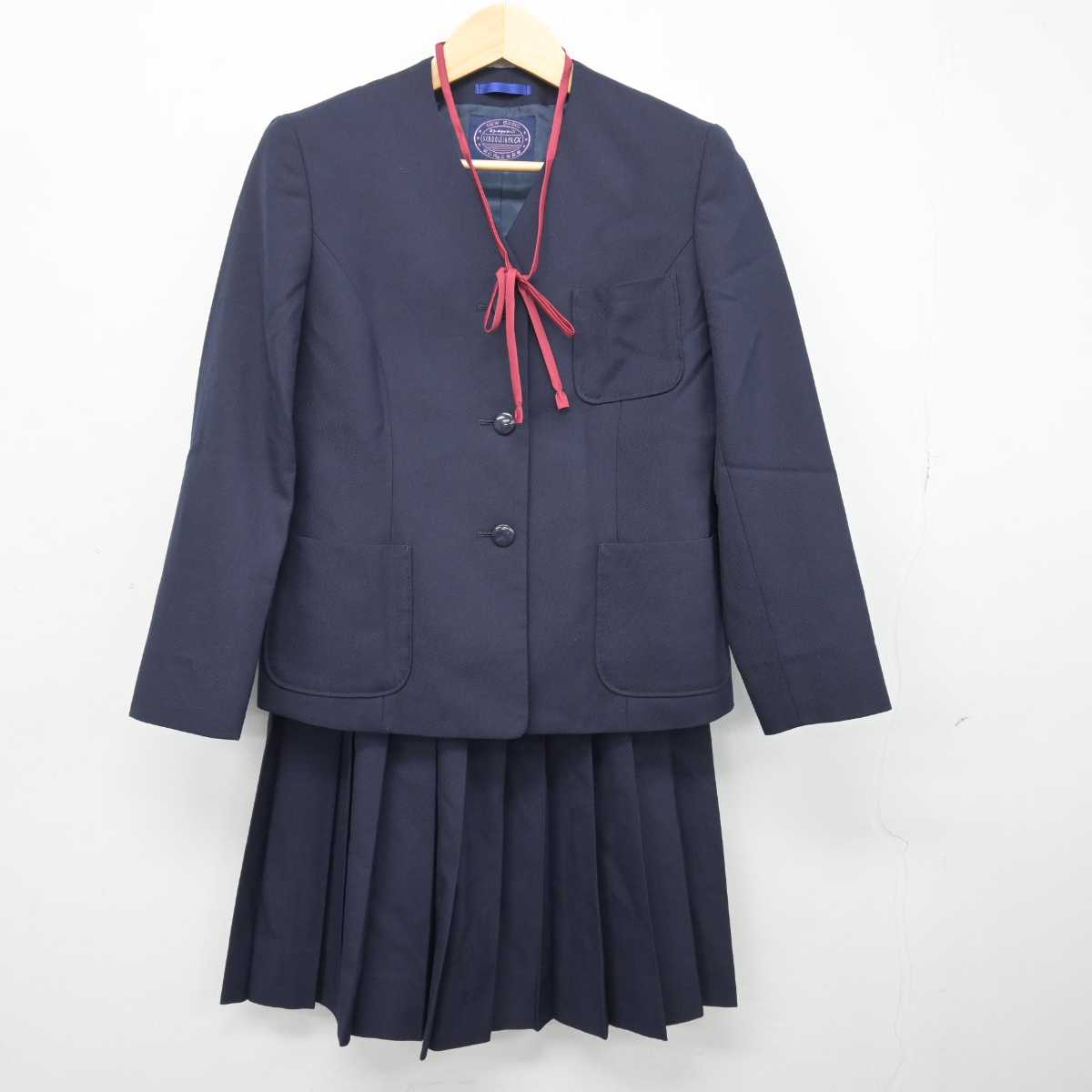 【中古】北海道 帯広市立南町中学校 女子制服 4点 (ブレザー・ベスト・スカート) sf047969