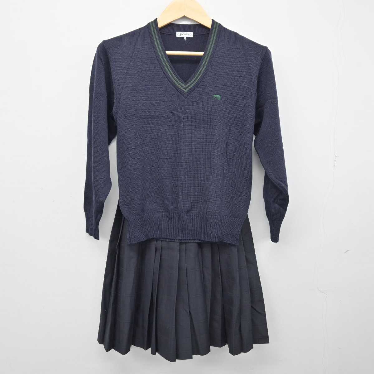 【中古】神奈川県 大津中学校 女子制服 3点 (ブレザー・ニット・スカート) sf047989