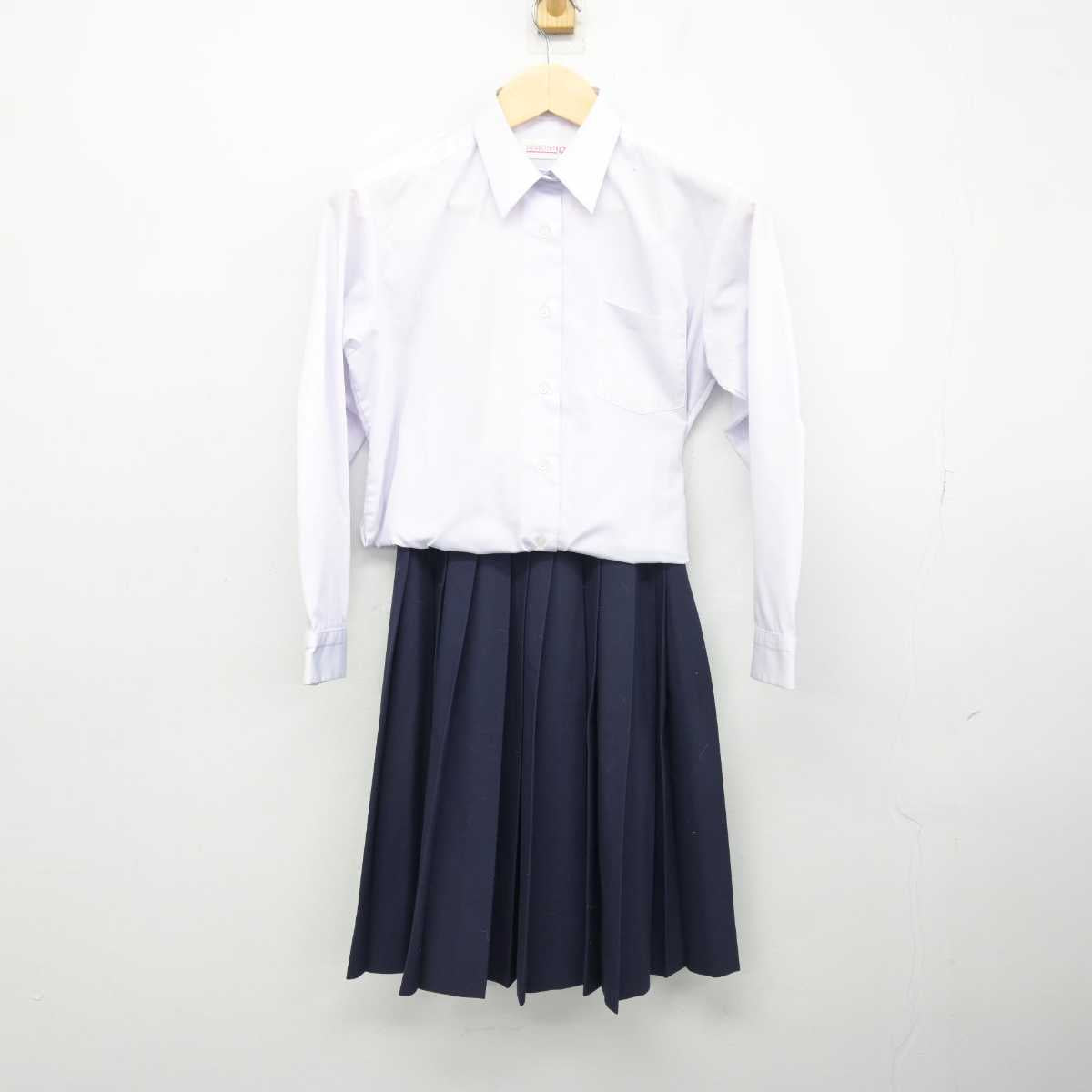 【中古】滋賀県 守山市立守山中学校 女子制服 2点 (シャツ・スカート) sf048020