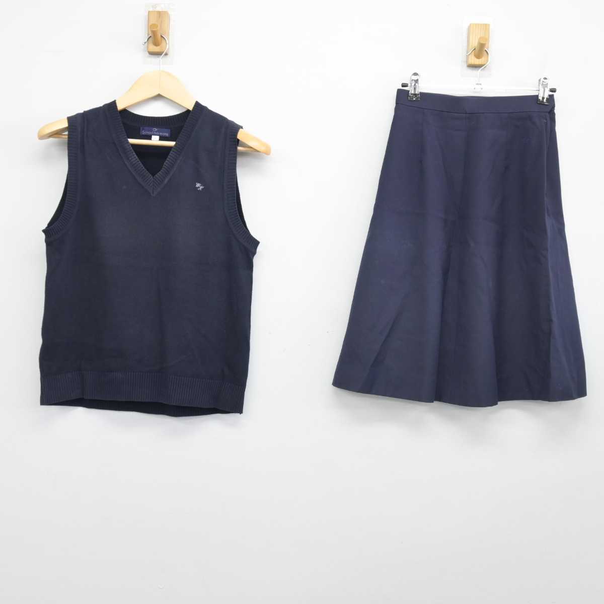 【中古】埼玉県 蕨高等学校 女子制服 2点 (ニットベスト・スカート) sf048074