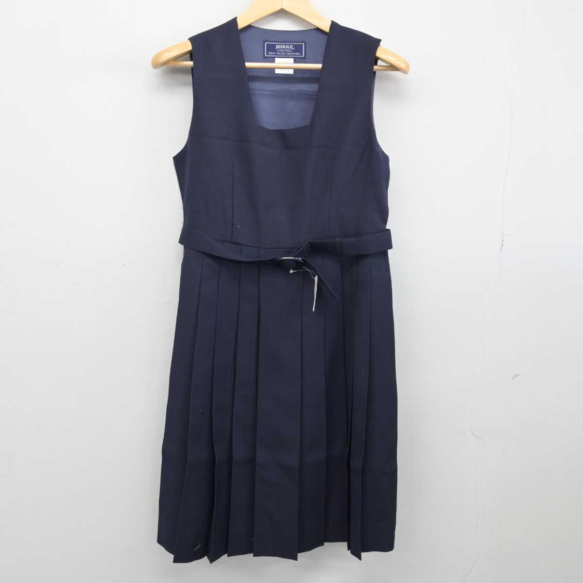 【中古】埼玉県 菖蒲中学校 女子制服 3点 (セーラー服・ジャンパースカート・その他アイテム) sf048080