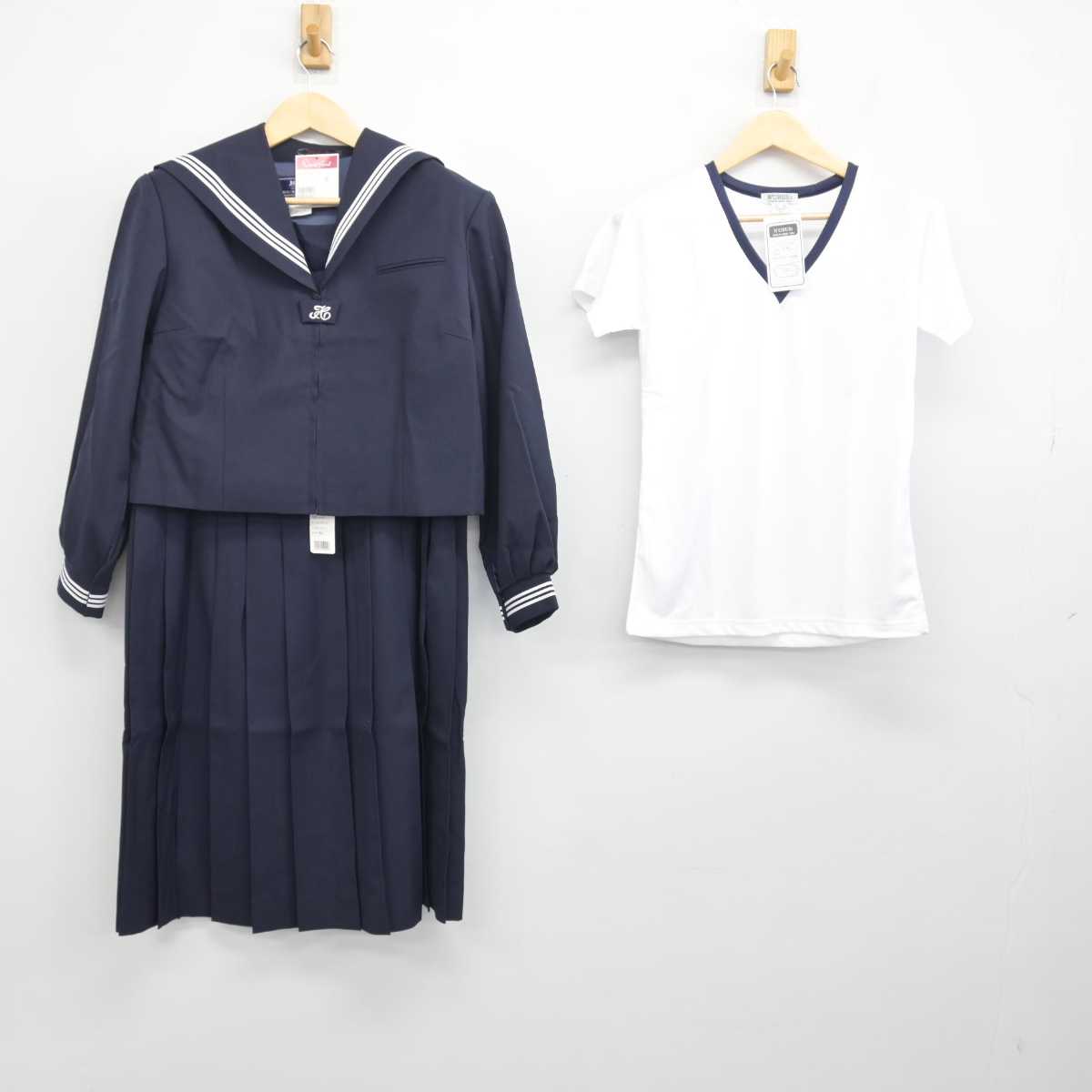 【中古】埼玉県 菖蒲中学校 女子制服 3点 (セーラー服・ジャンパースカート・その他アイテム) sf048081