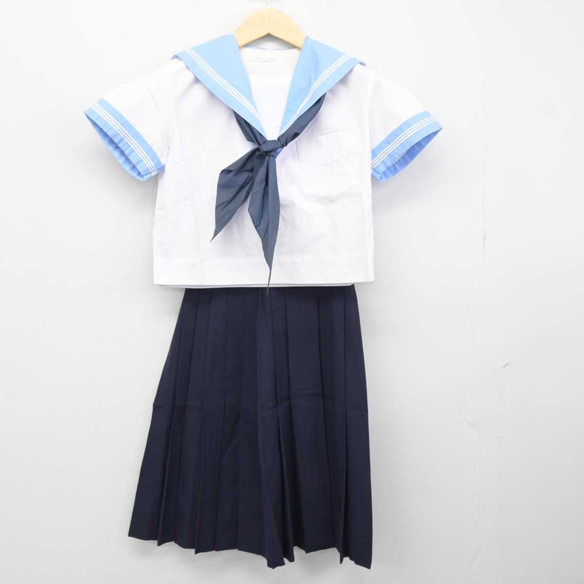 【中古】大阪府 十三中学校 女子制服 4点 (セーラー服・スカート) sf048119