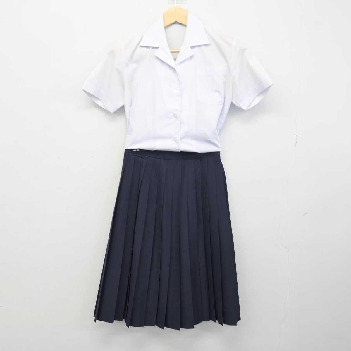 【中古】愛知県 椙山女学園高等学校 女子制服 2点 (シャツ・スカート) sf048125