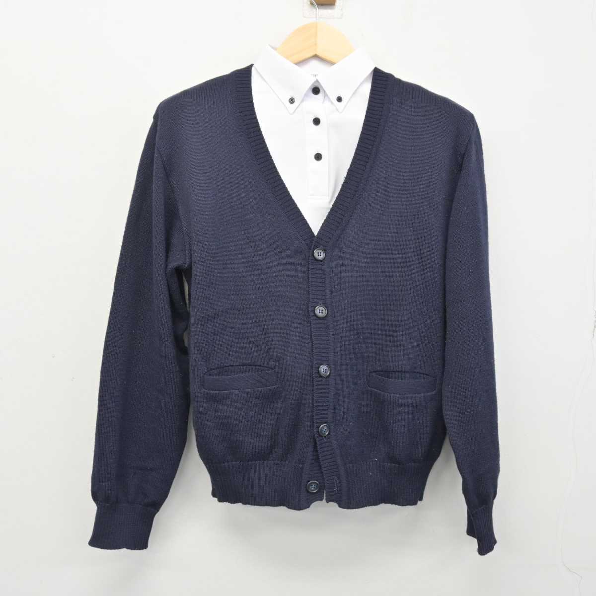 【中古】北海道 北海道旭川北高等学校 女子制服 2点 (ニット・シャツ) sf048130