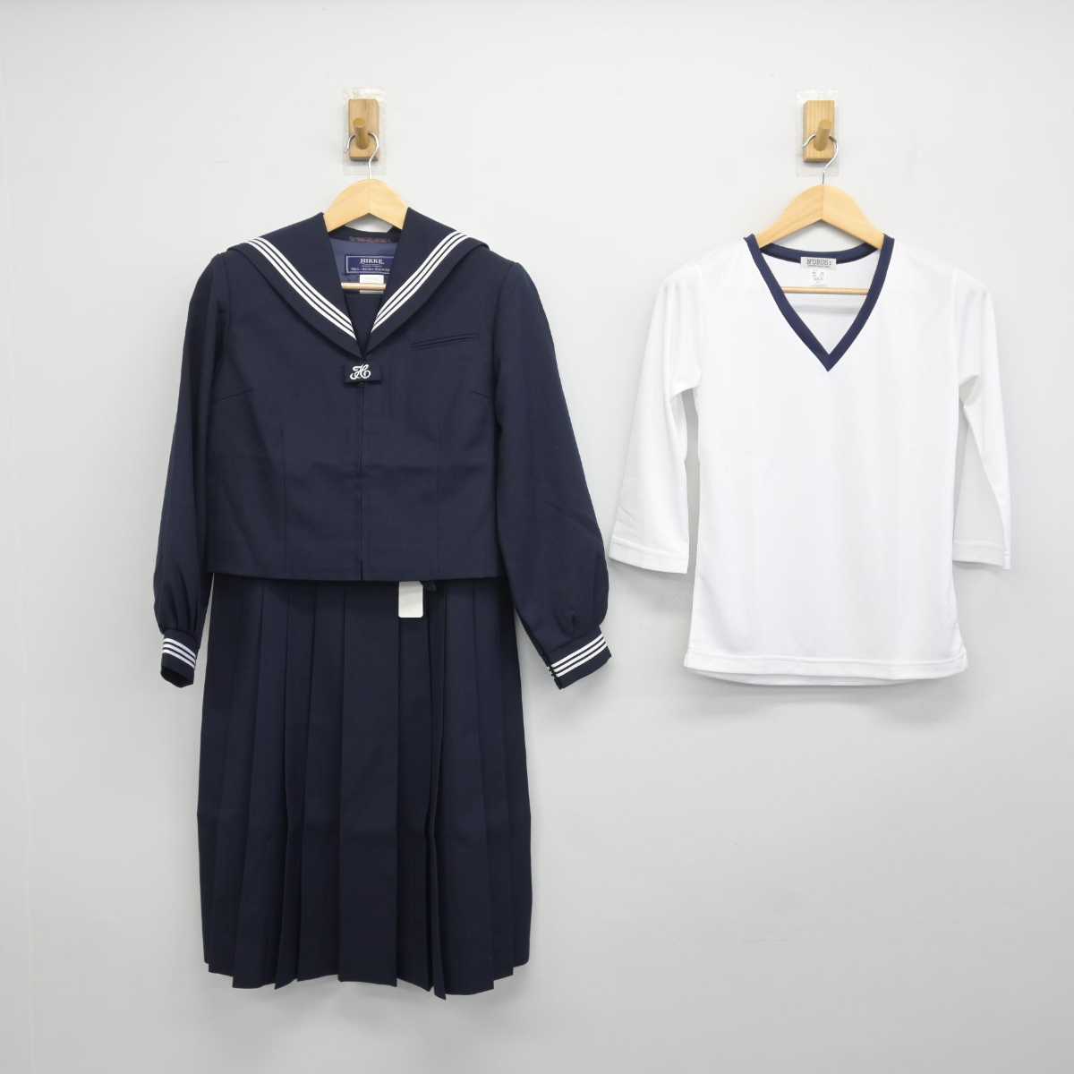 【中古】埼玉県 菖蒲中学校 女子制服 3点 (セーラー服・その他アイテム・ジャンパースカート) sf048136