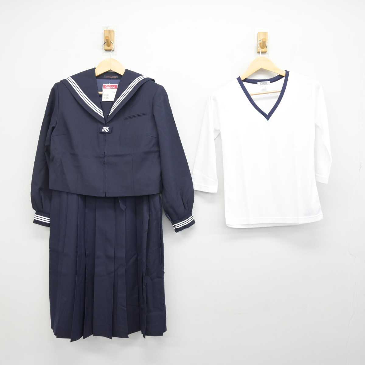 【中古】埼玉県 菖蒲中学校 女子制服 3点 (セーラー服・その他アイテム・ジャンパースカート) sf048139