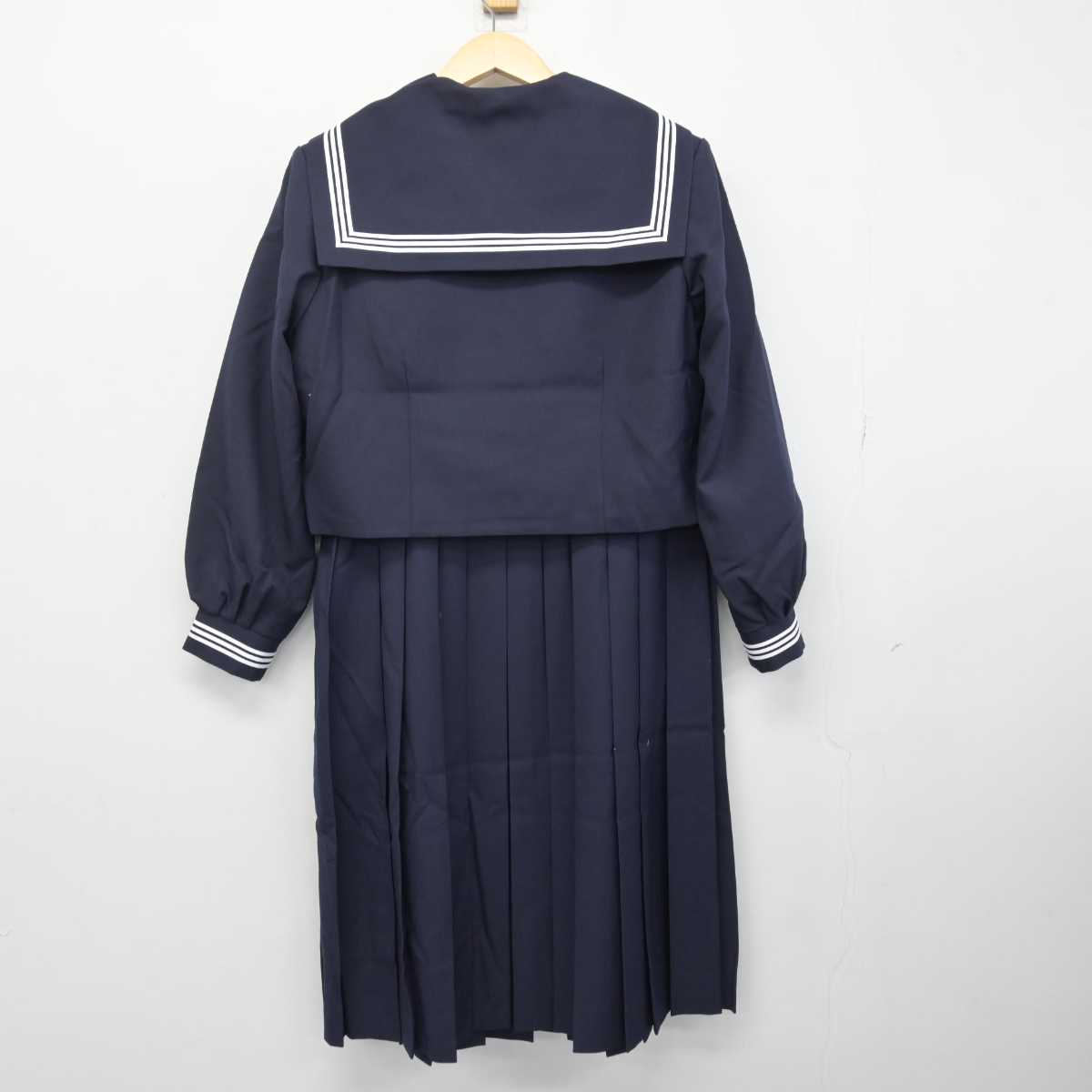 【中古】埼玉県 菖蒲中学校 女子制服 3点 (セーラー服・その他アイテム・ジャンパースカート) sf048139