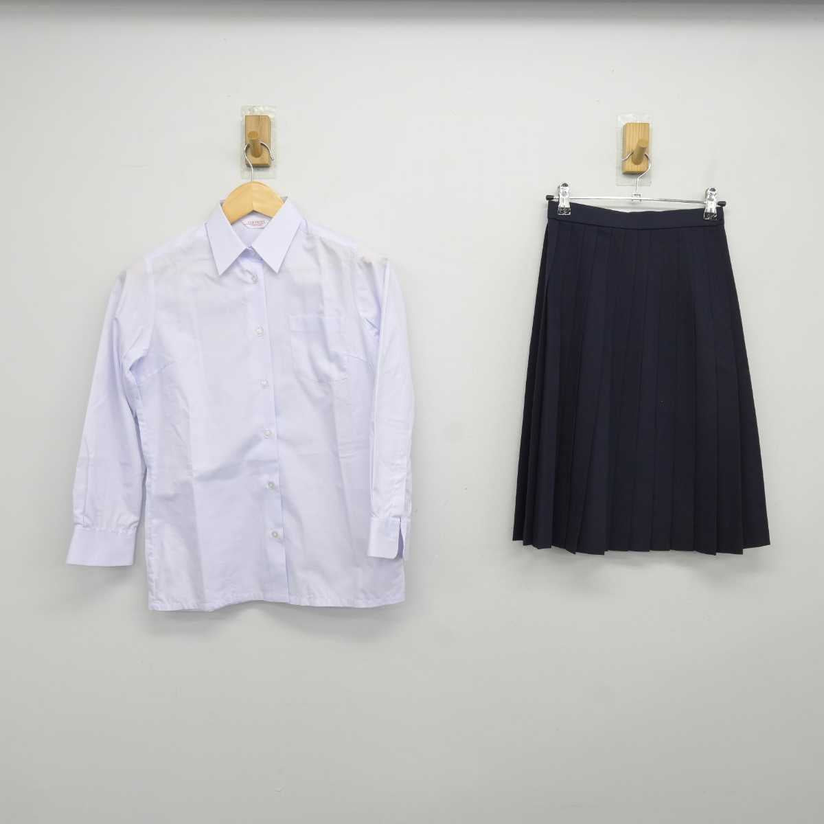 【中古】滋賀県 甲南中学校(旧制服) 女子制服 2点 (シャツ・スカート) sf048173