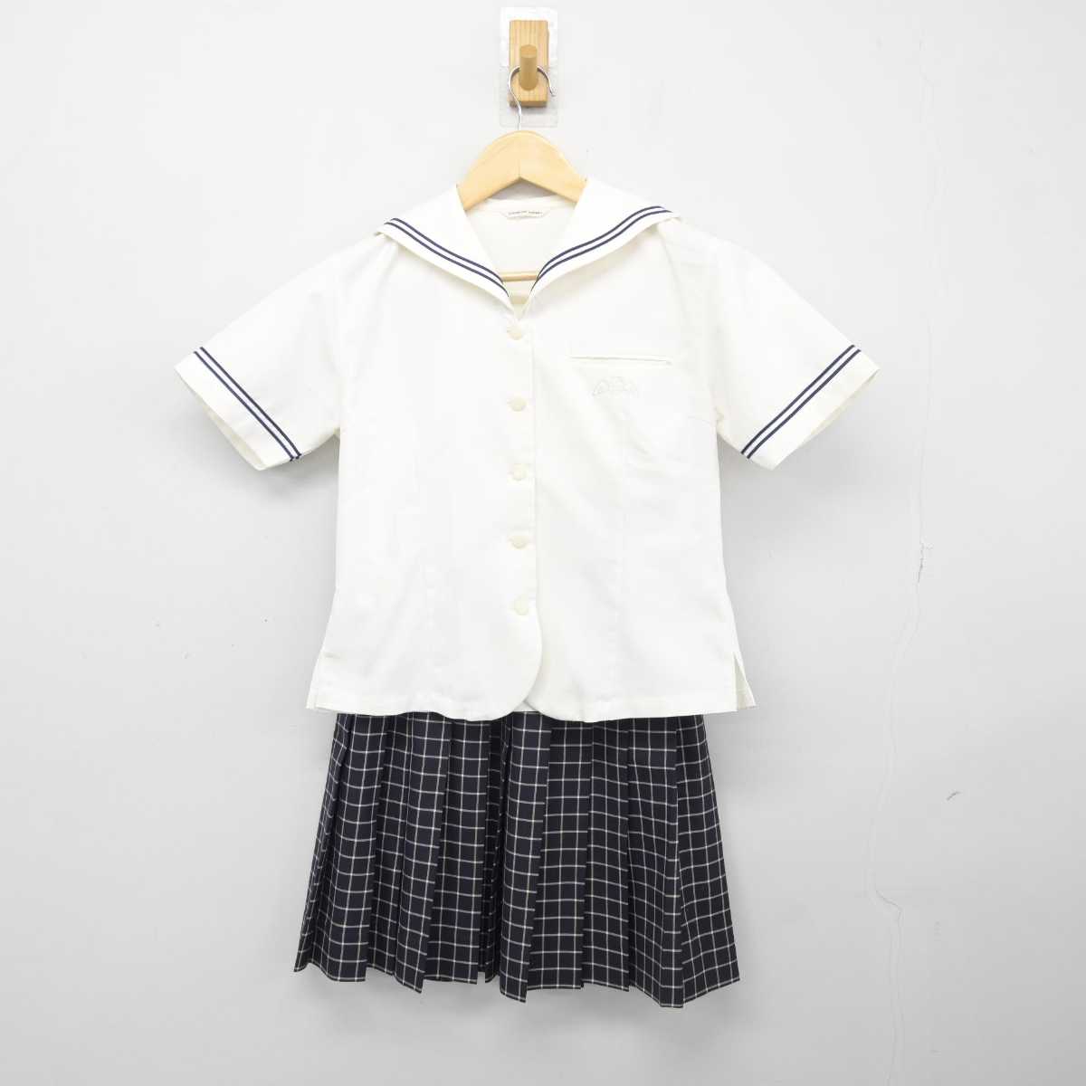 【中古】群馬県 高崎商科大学附属高等学校 女子制服 2点 (セーラー服・スカート) sf048196