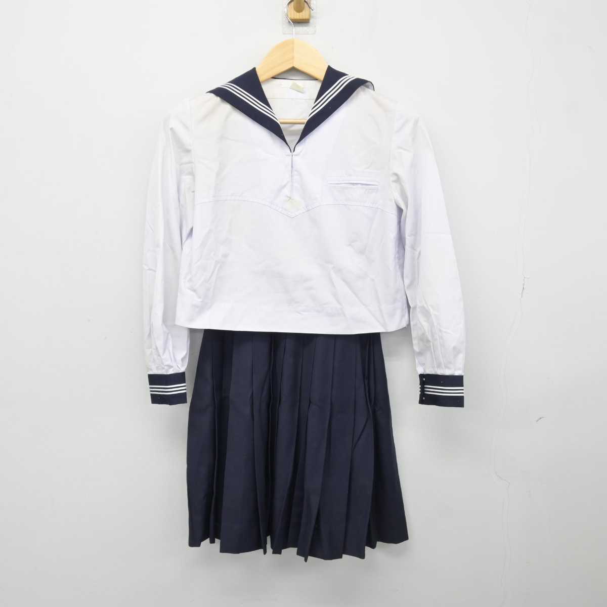 【中古】東京都 豊島岡女子学園高等学校 女子制服 4点 (セーラー服・セーラー服・スカート) sf048206