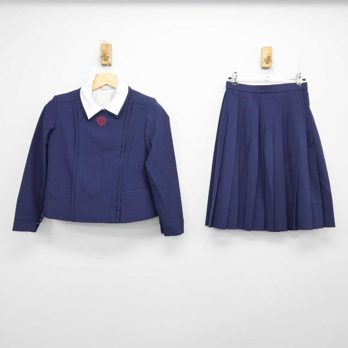 【中古】奈良県 育英西中学校 女子制服 3点 (ブレザー・シャツ・スカート) sf048251