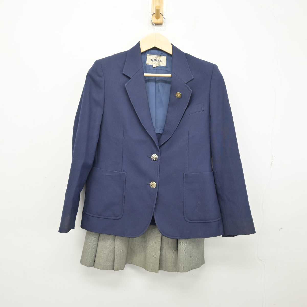 【中古】新潟県 柏崎商業高等学校 女子制服 2点 (ブレザー・スカート) sf048274