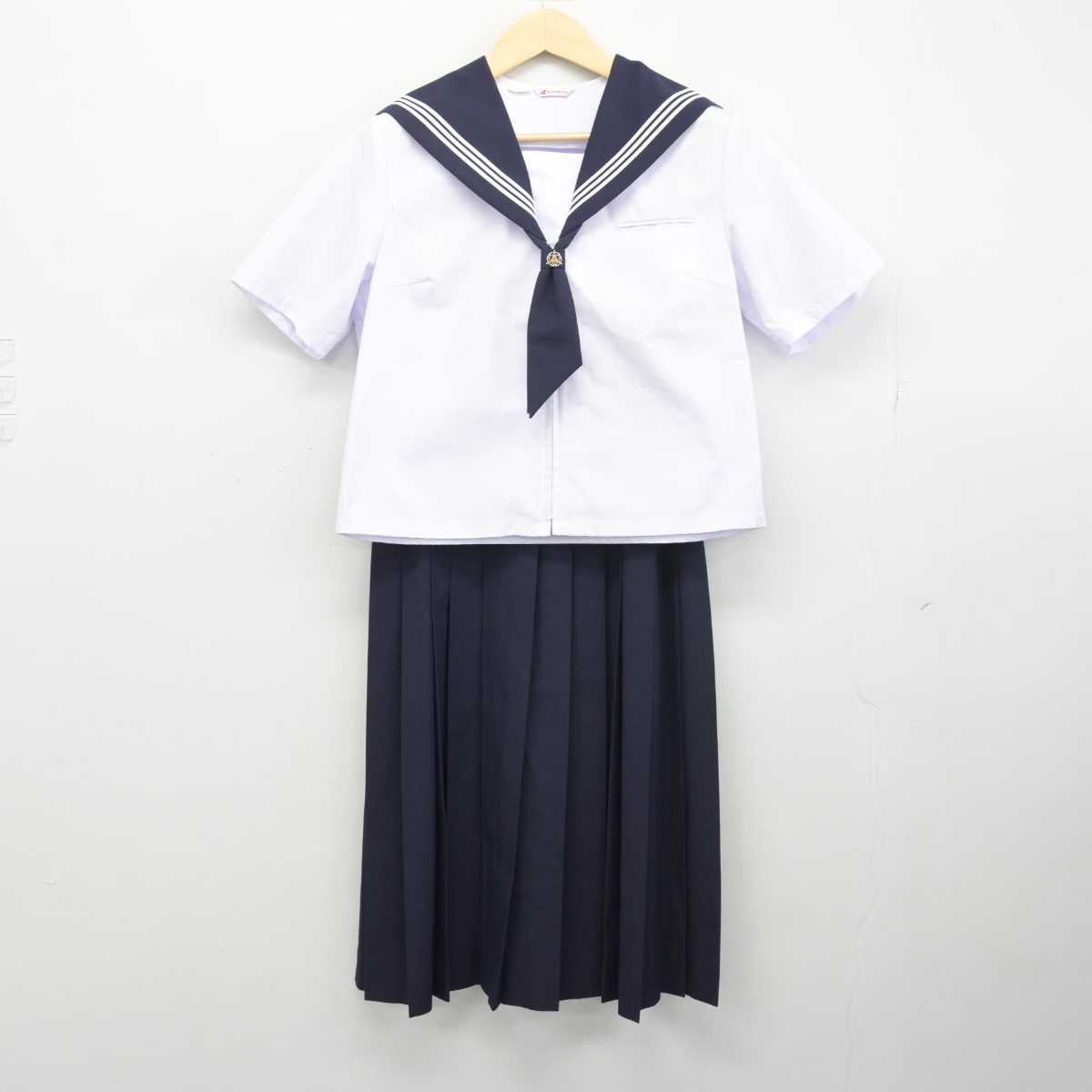 【中古】千葉県 鎌ケ谷市立第五中学校 女子制服 3点 (セーラー服・スカート) sf048340