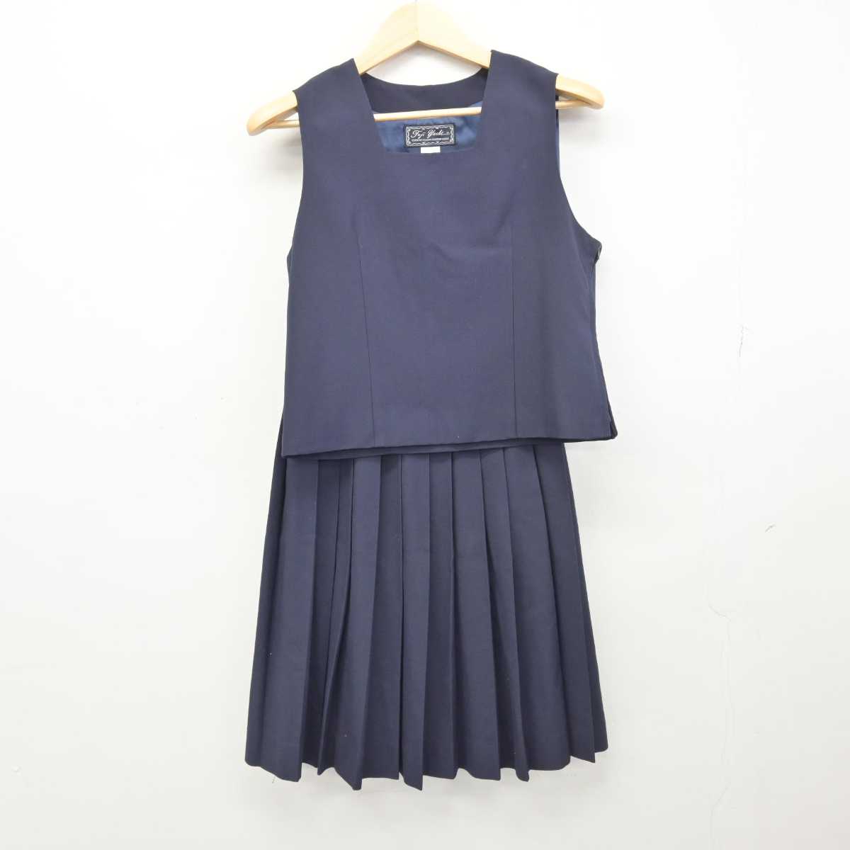 【中古】茨城県 下根中学校 女子制服 3点 (ブレザー・ベスト・スカート) sf048379