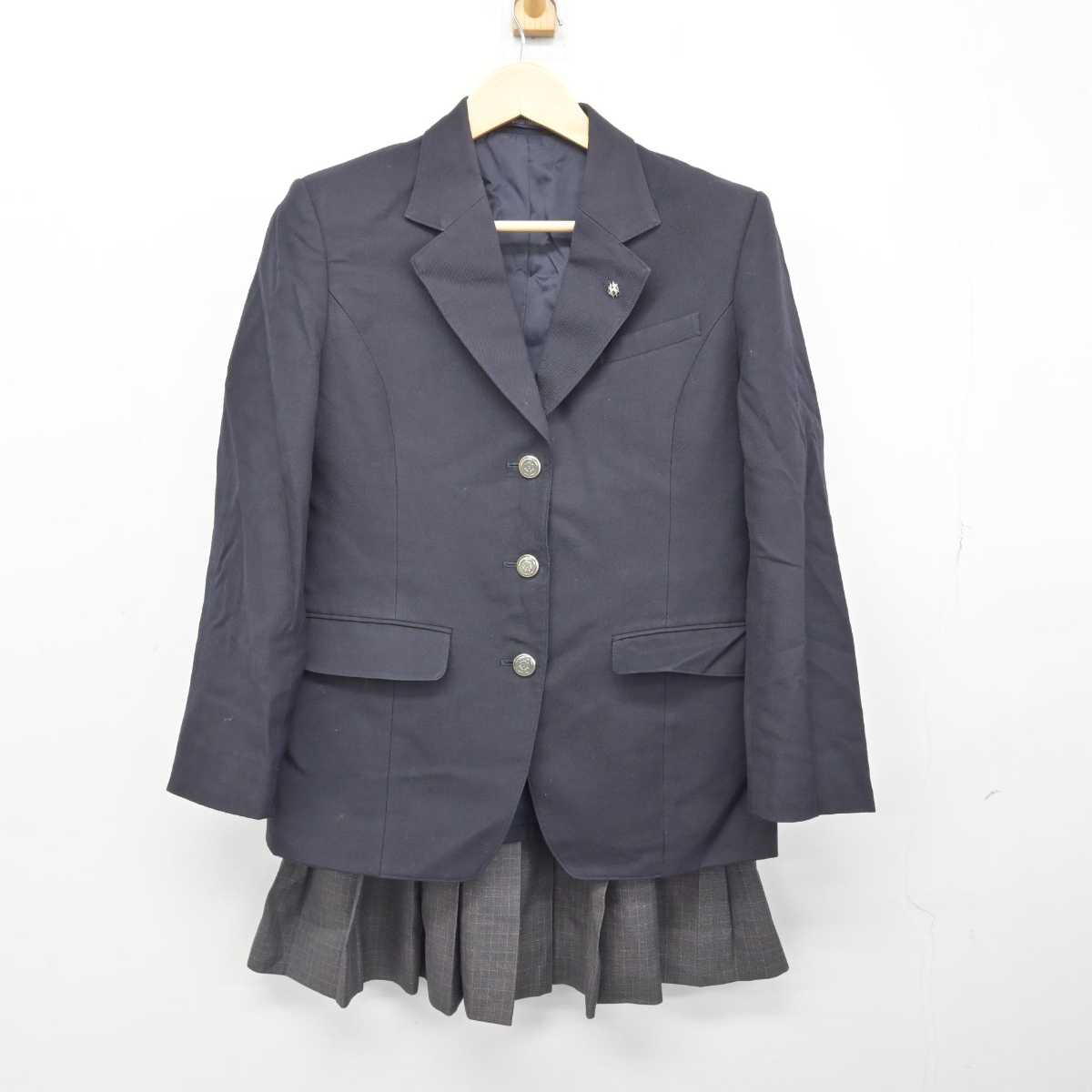 【中古】北海道 札幌平岸高等学校 女子制服 3点 (ブレザー・ベスト・スカート) sf048420