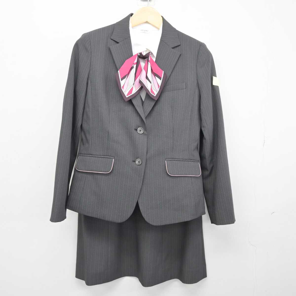 【中古】 事務服 女子制服 5点 (ブレザー・ベスト・シャツ・スカート) sf048524