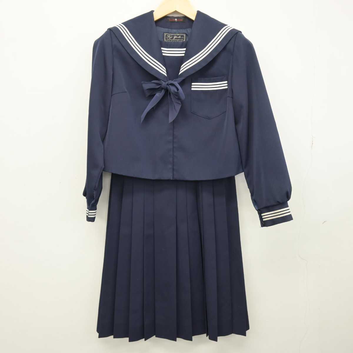 【中古】静岡県 福田中学校 女子制服 3点 (セーラー服・スカート) sf048531