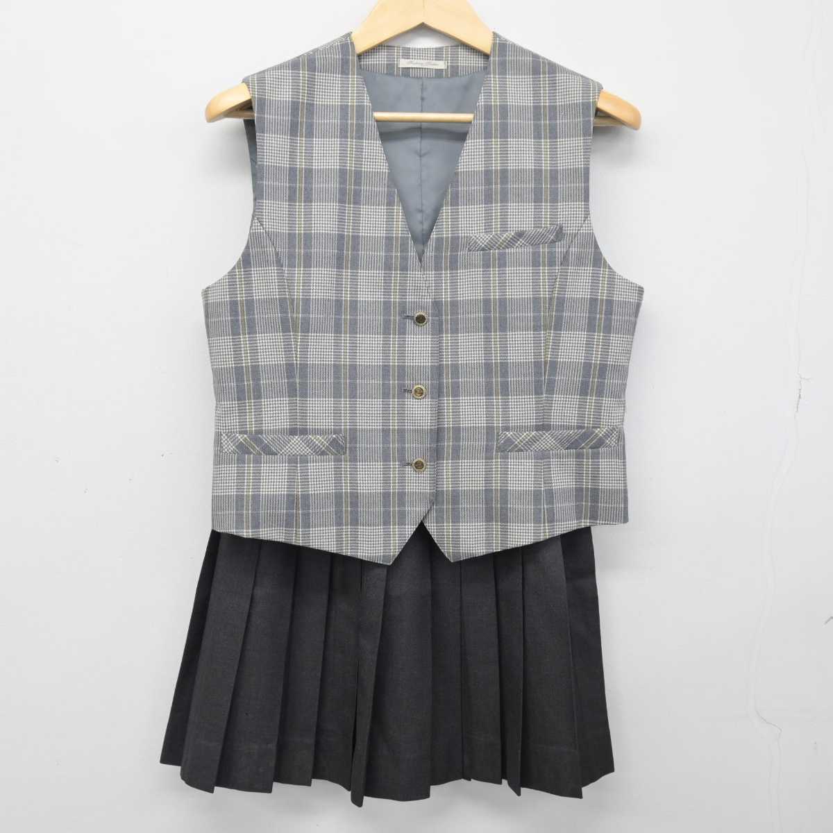 【中古】埼玉県 狭山清陵高等学校 女子制服 4点 (ブレザー・ベスト・スカート) sf048565