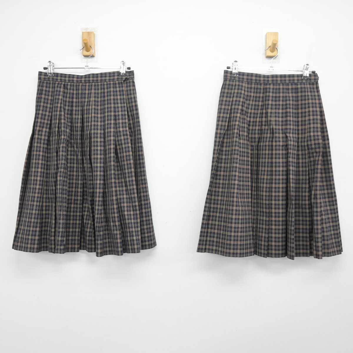 【中古】大阪府 生野高等学校 女子制服 4点 (ブレザー・スカート) sf048576