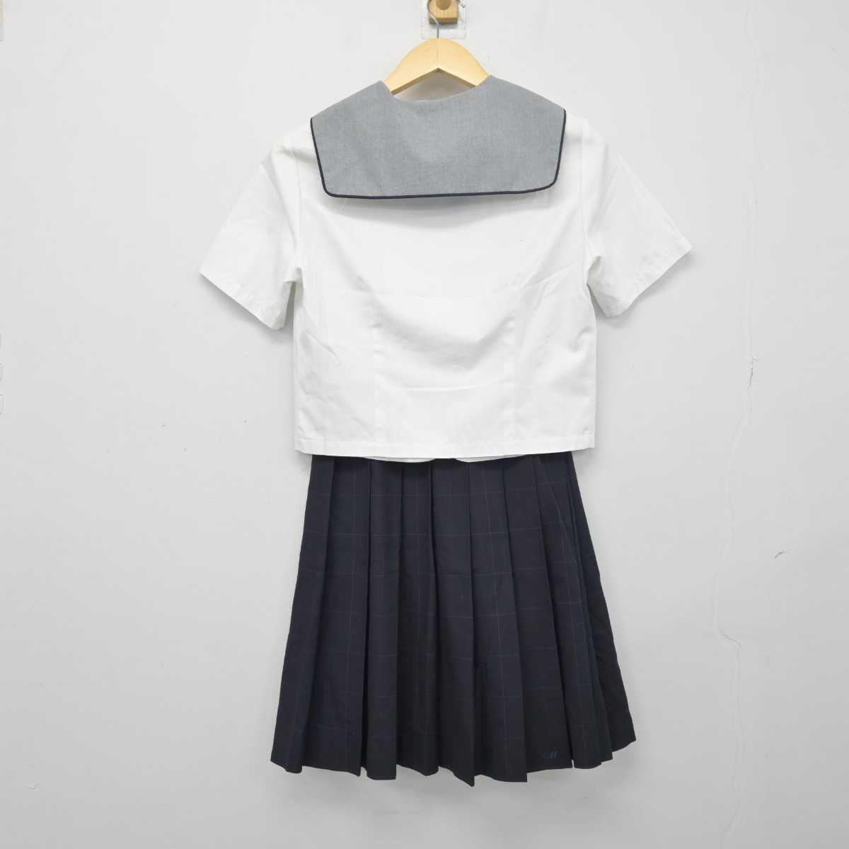 【中古】愛知県 緑丘高等学校 女子制服 3点 (シャツ・スカート) sf048599