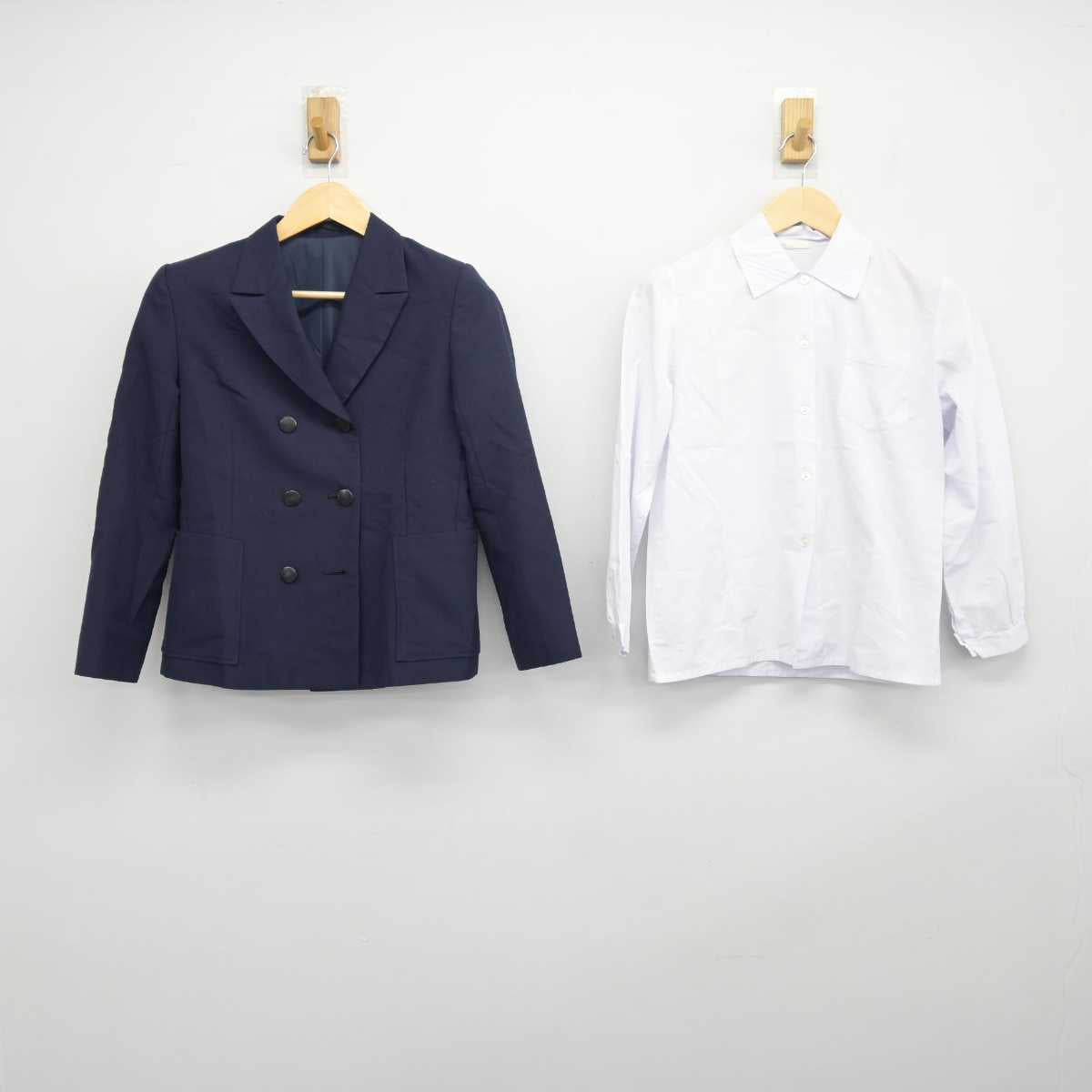 【中古】神奈川県 白山中学校 女子制服 2点 (ブレザー・シャツ) sf048614