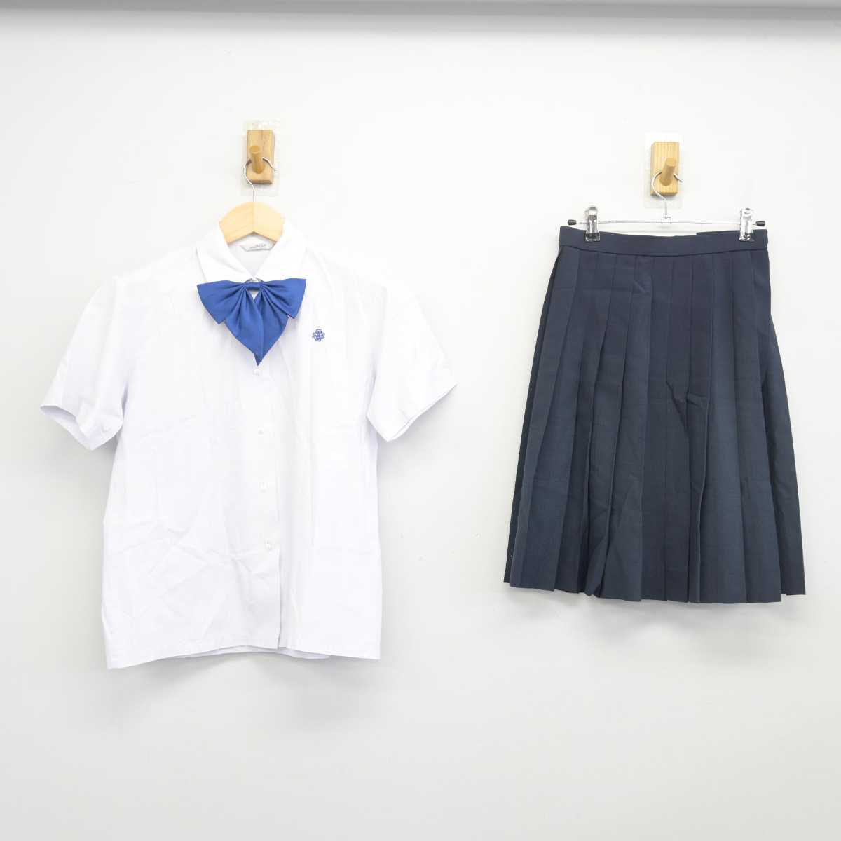 【中古】山形県 米沢東高等学校 女子制服 3点 (シャツ・スカート) sf048639