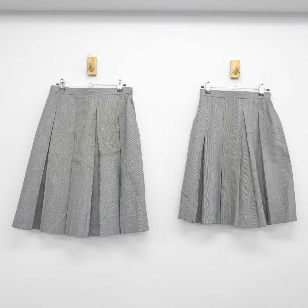 【中古】山形県 米沢市立第五中学校 女子制服 2点 (スカート・スカート) sf048656