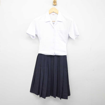 【中古】福岡県 福岡市内中学新標準服 女子制服 4点 (シャツ・シャツ・スカート) sf048695