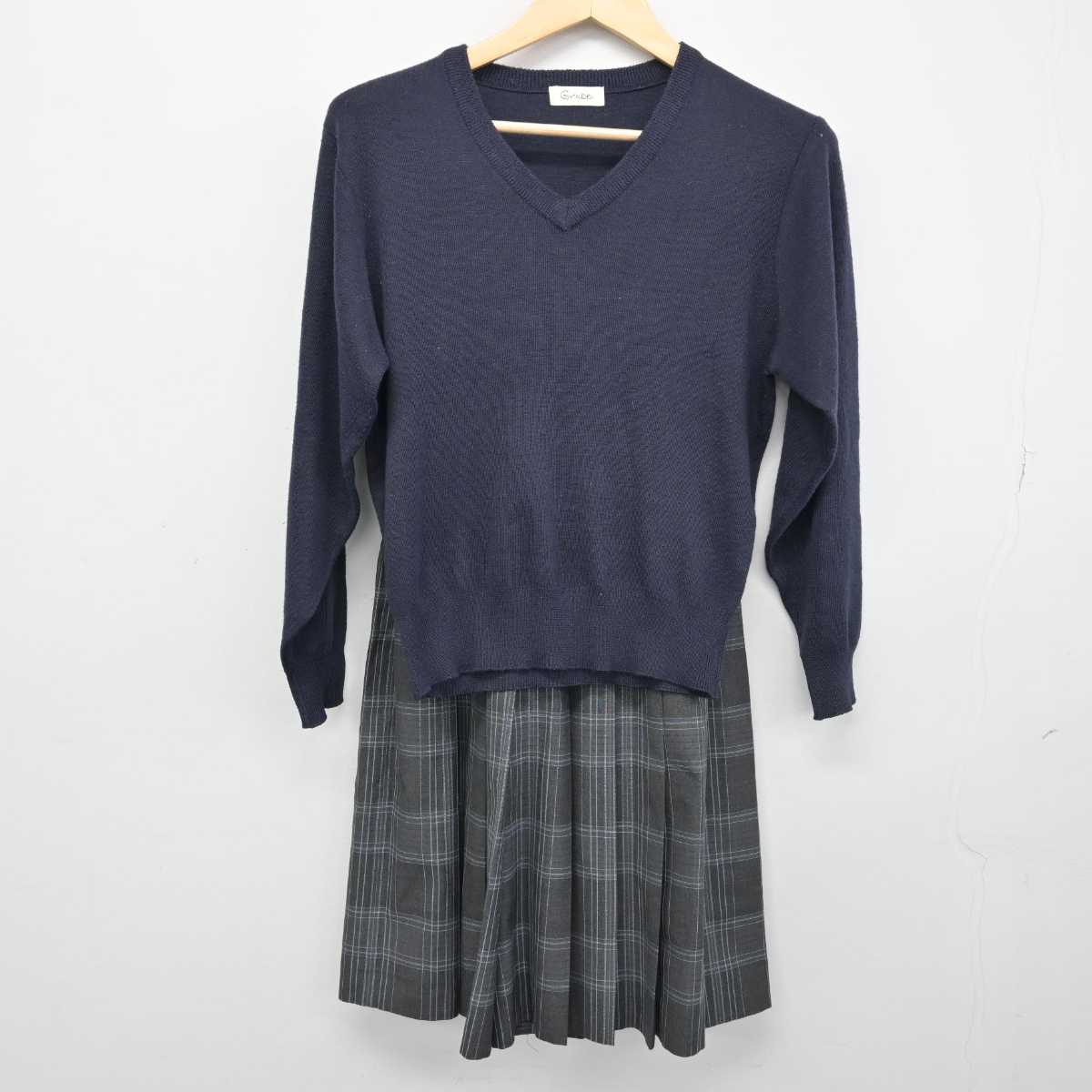 【中古】東京都 鹿骨中学校 女子制服 2点 (ニット・スカート) sf048726