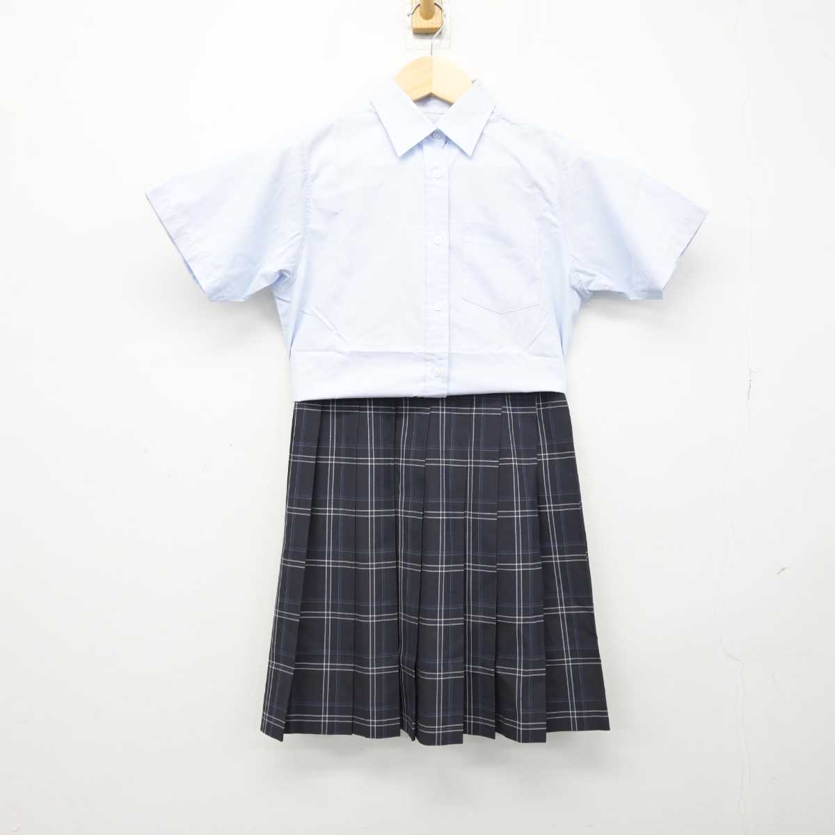 スクールセーラーブラウススカート 聖霊高等学校 夏用 中学 高校 制服 セーラー 女子  306(学生服)｜売買されたオークション情報、yahooの商品情報をアーカイブ公開 - オークファン 学生服