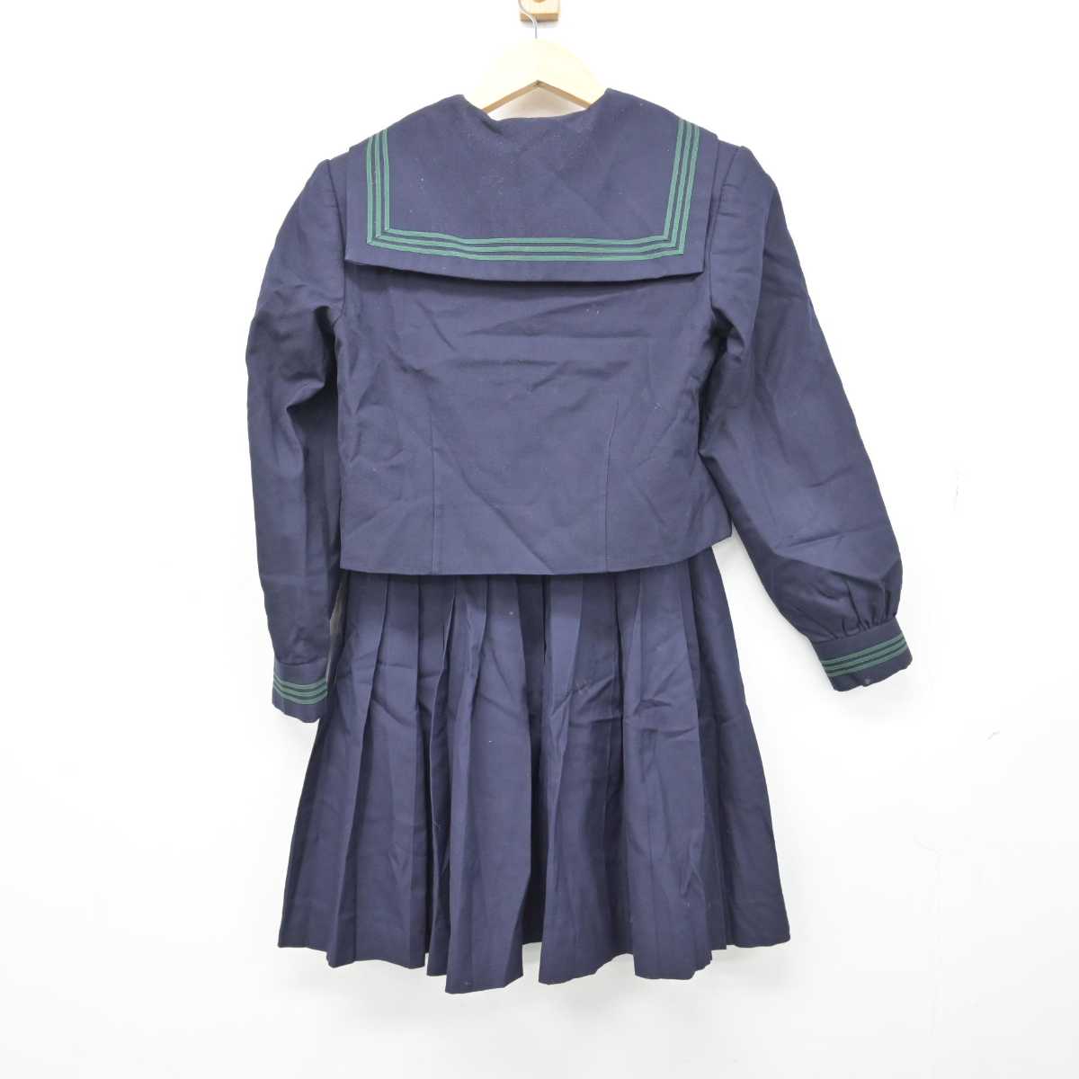 【中古】埼玉県 秩父高等学校 女子制服 4点 (セーラー服・スカート・スカート) sf048842