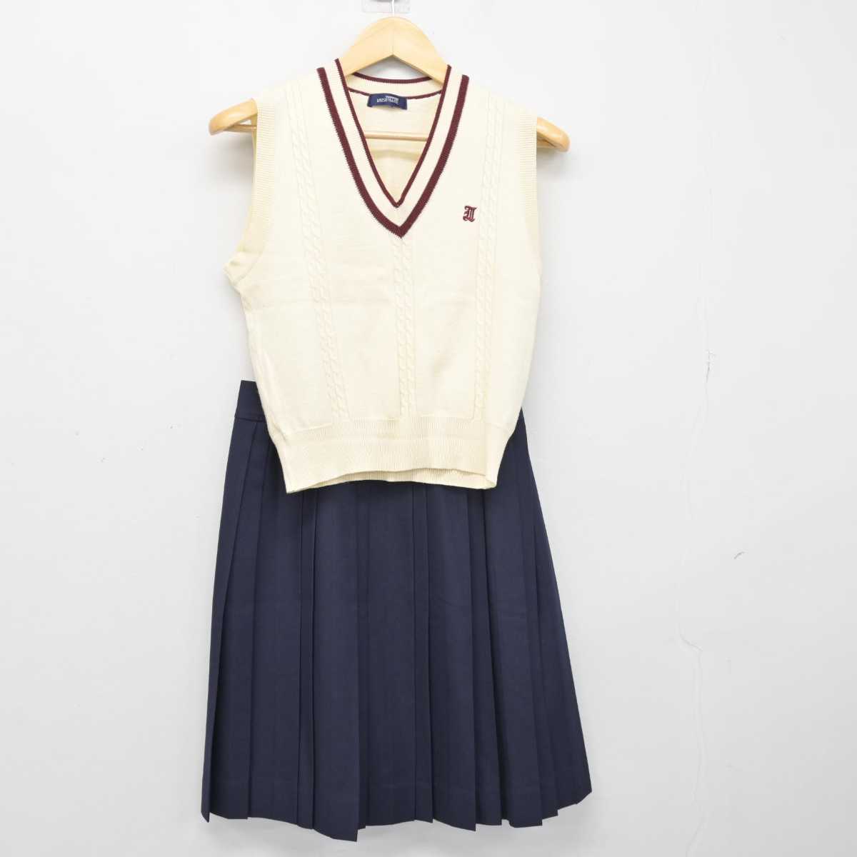 【中古】広島県 広島井口高等学校 女子制服 4点 (ブレザー・ニットベスト・スカート) sf048869