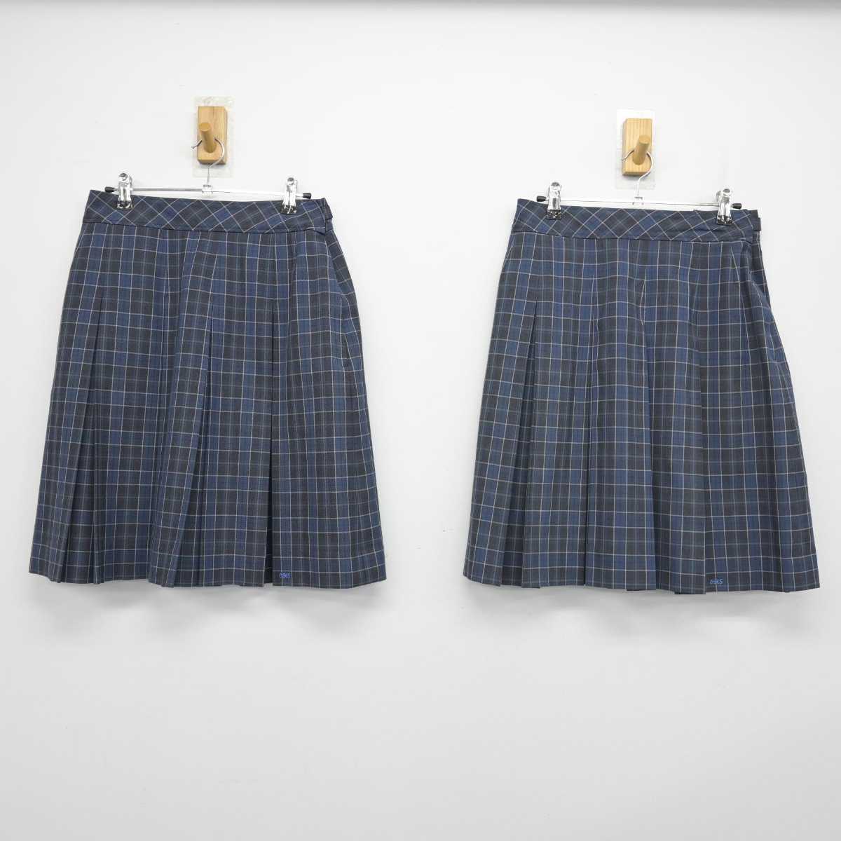 【中古】京都府 大谷中学高等学校 女子制服 2点 (スカート) sf048904