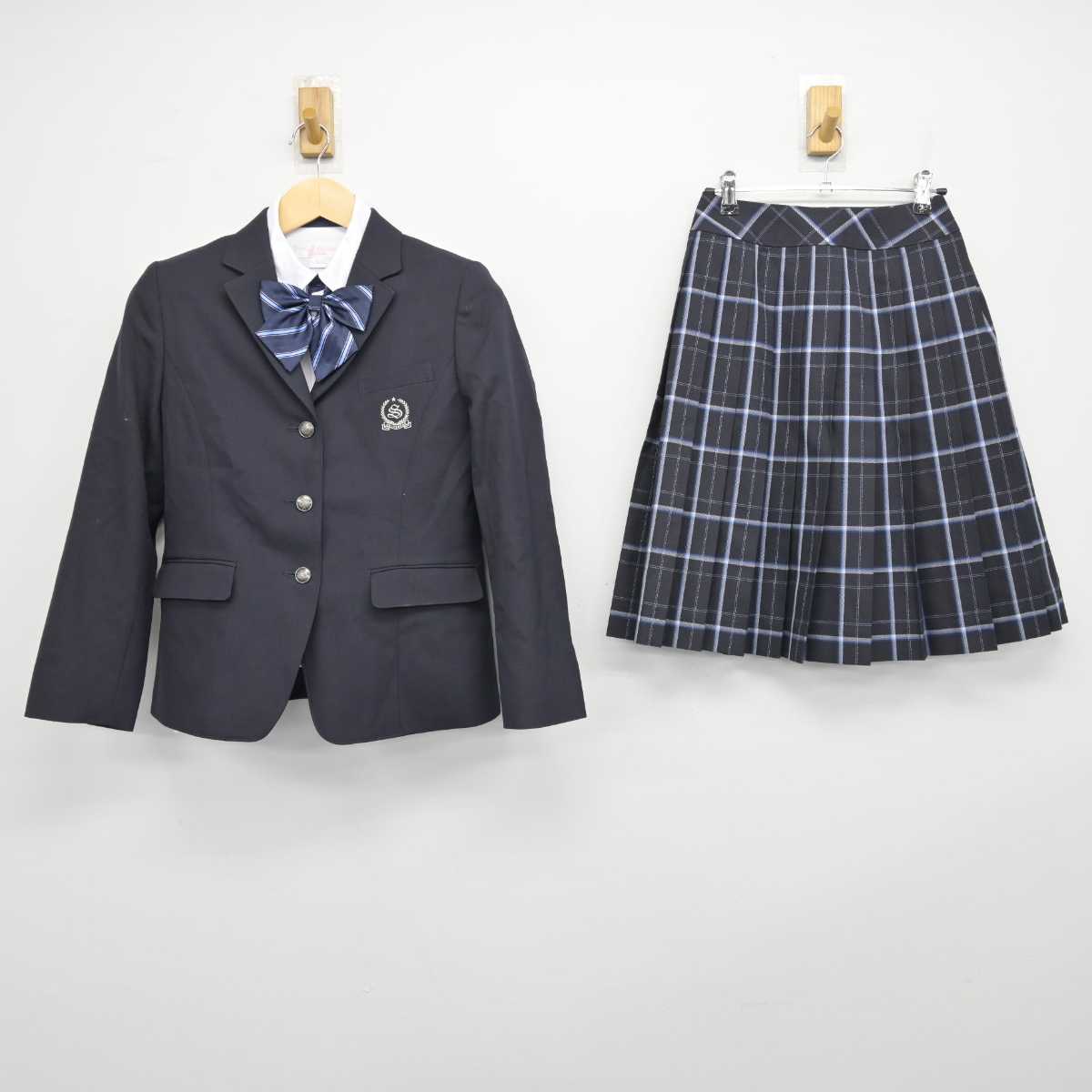 【中古】福岡県 真颯館高等学校 女子制服 4点 (ブレザー・シャツ・スカート) sf048905