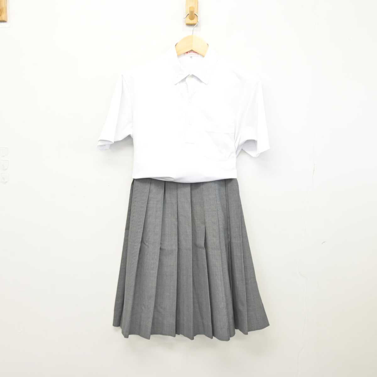 【中古】愛知県 植田中学校 女子制服 3点 (シャツ・スカート) sf048979