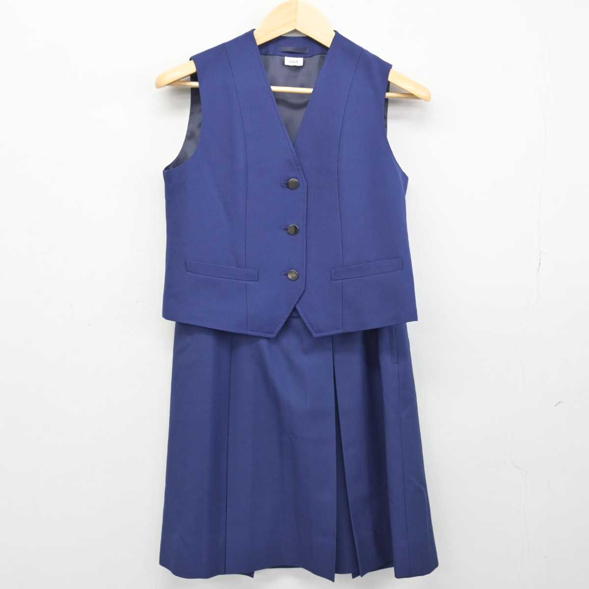 【中古】神奈川県 白鳥中学校 女子制服 3点 (ブレザー・ベスト・スカート) sf048997