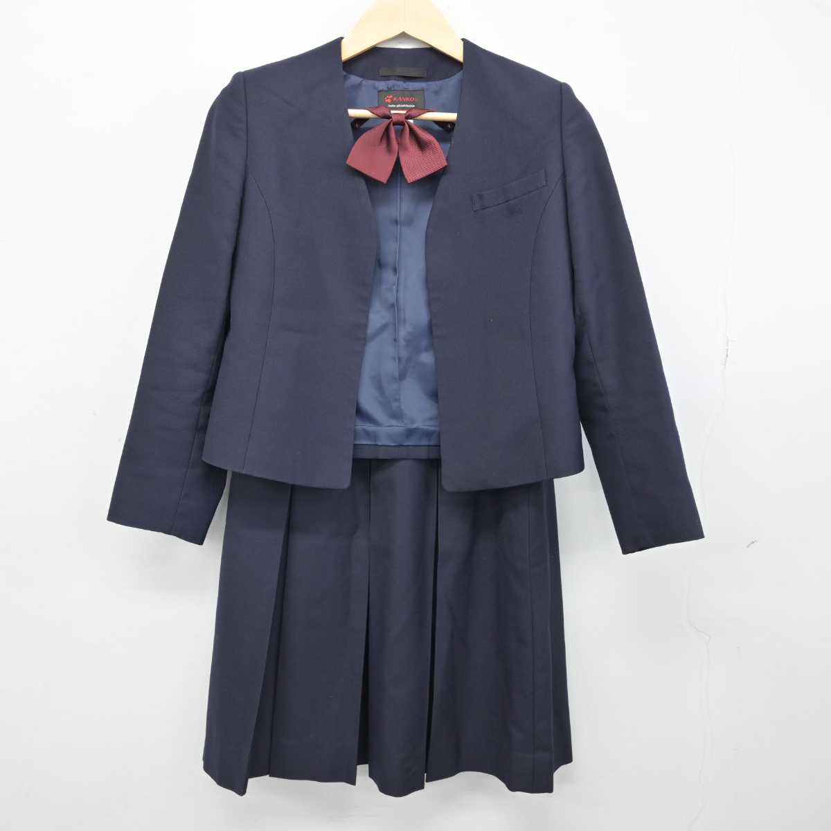 【中古】福岡県 城南高等学校 女子制服 4点 (ブレザー・スカート) sf049042