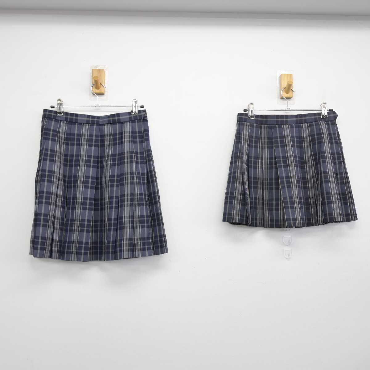 【中古】神奈川県 横浜市立みなと総合高等学校 女子制服 3点 (ブレザー・スカート) sf049127