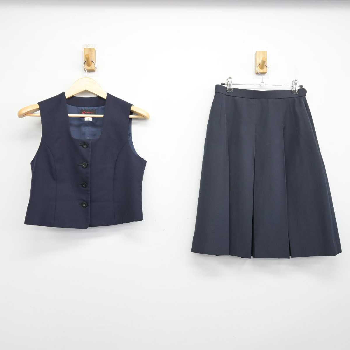 【中古】福岡県 城南高等学校 女子制服 2点 (ベスト・スカート) sf049129